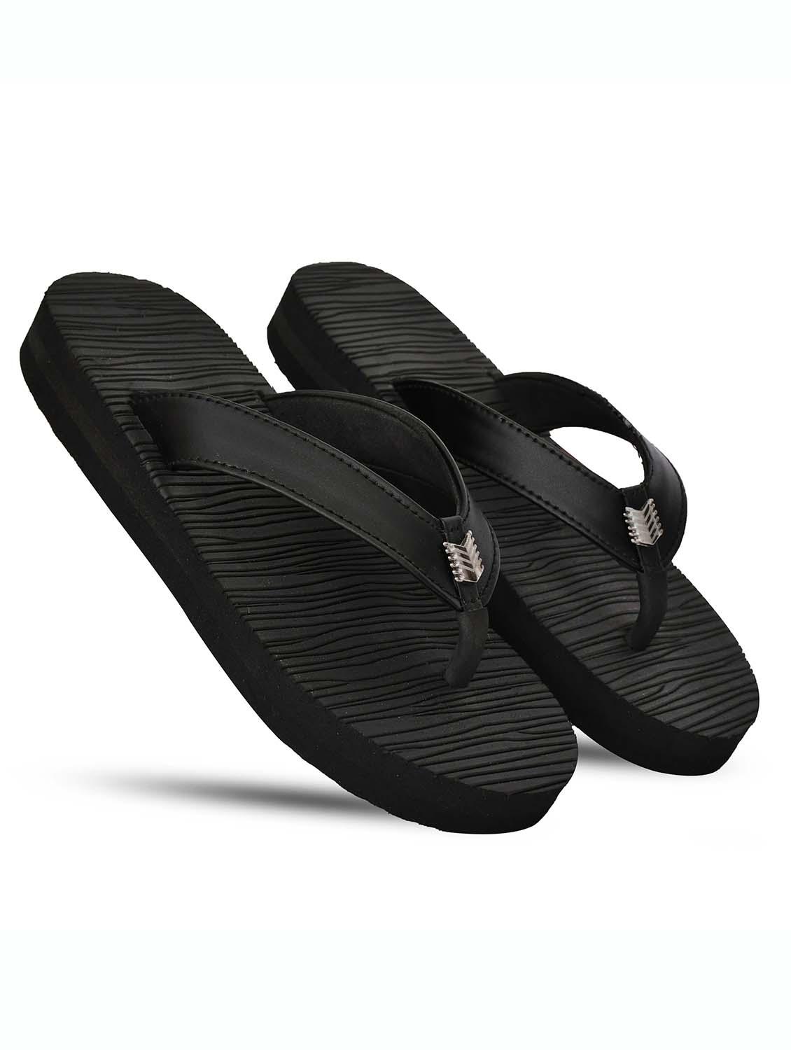men toe separator diabetic and orthopedic slipper - 21991509 - Standard Image - 2
