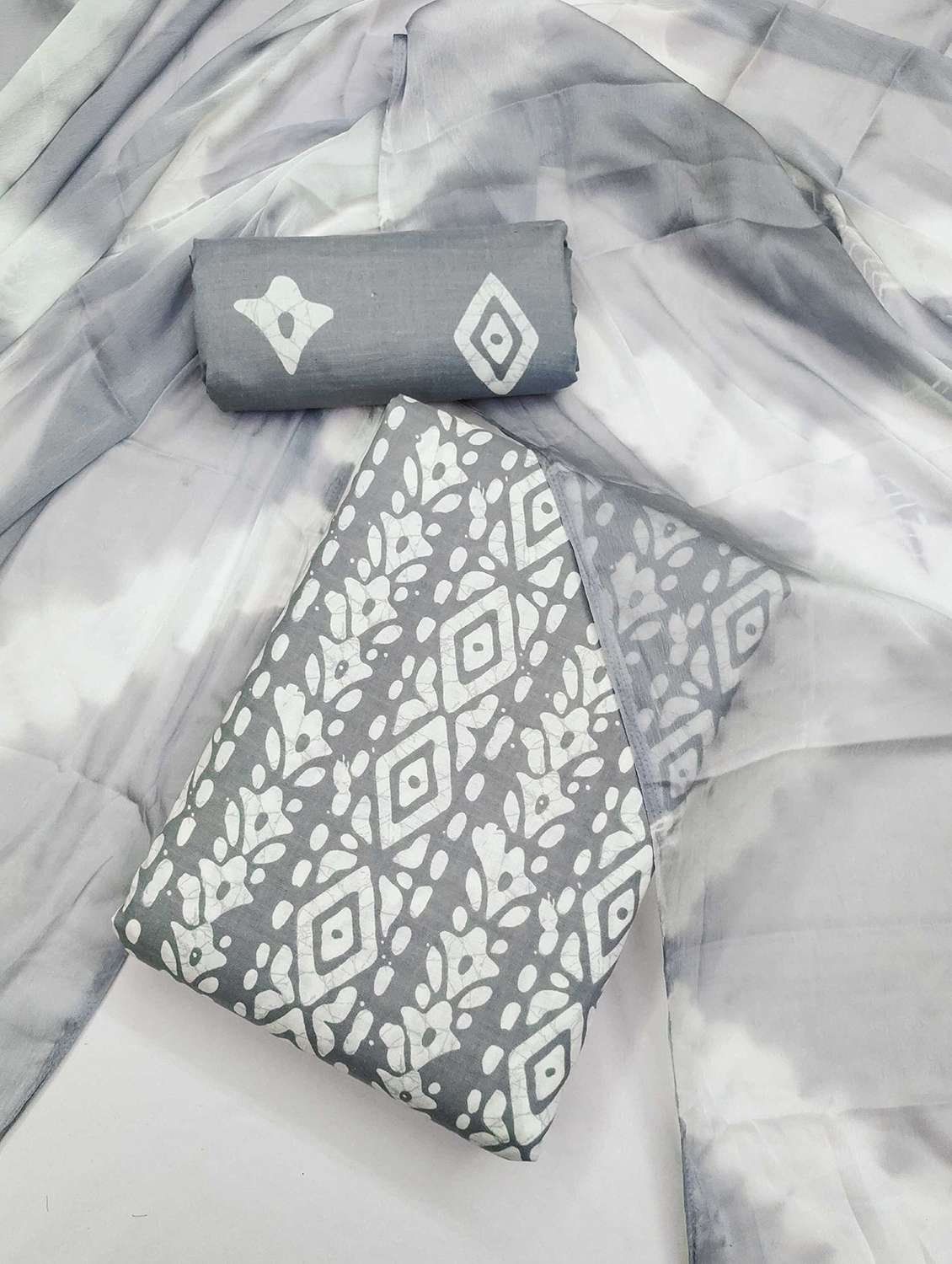 women printed unstitched suit set - 21992996 -  Standard Image - 2