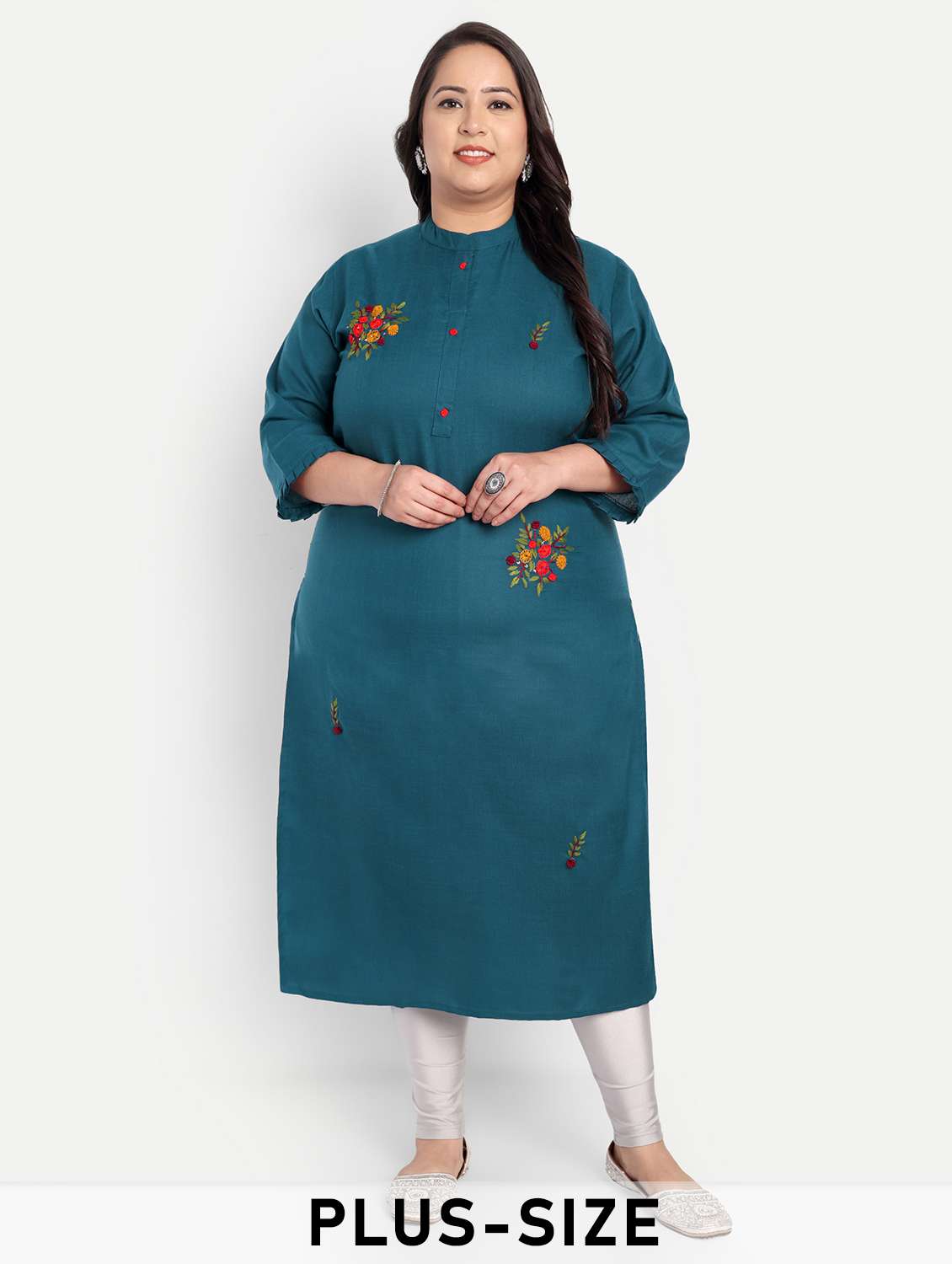 women plus size embroidered straight kurta