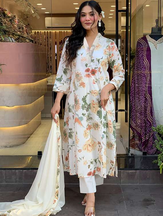 women floral three quarter sleeve kurta pant with dupatta set - 21993705 -  Standard Image - 2