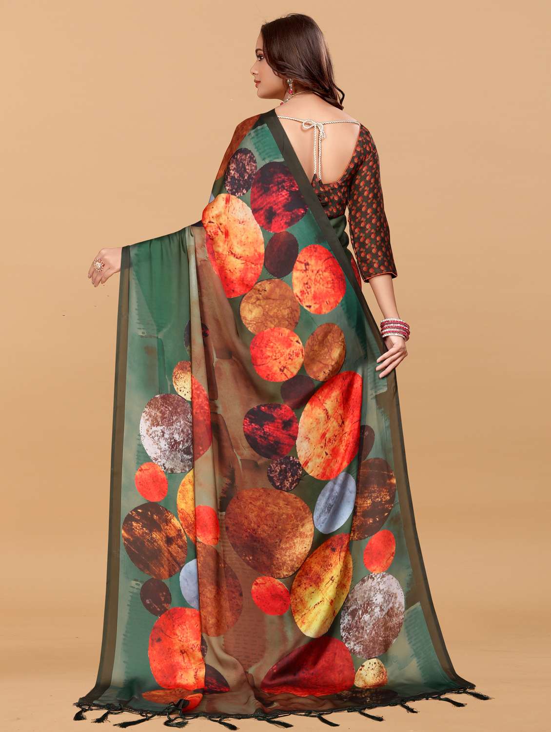 women printed casual wear saree with blouse - 21993924 -  Standard Image - 2