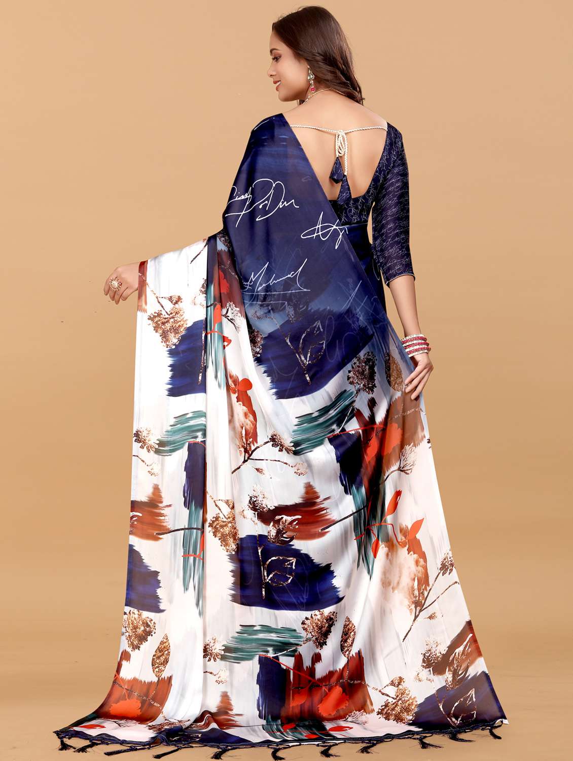 women printed casual wear saree with blouse - 21993926 -  Standard Image - 2