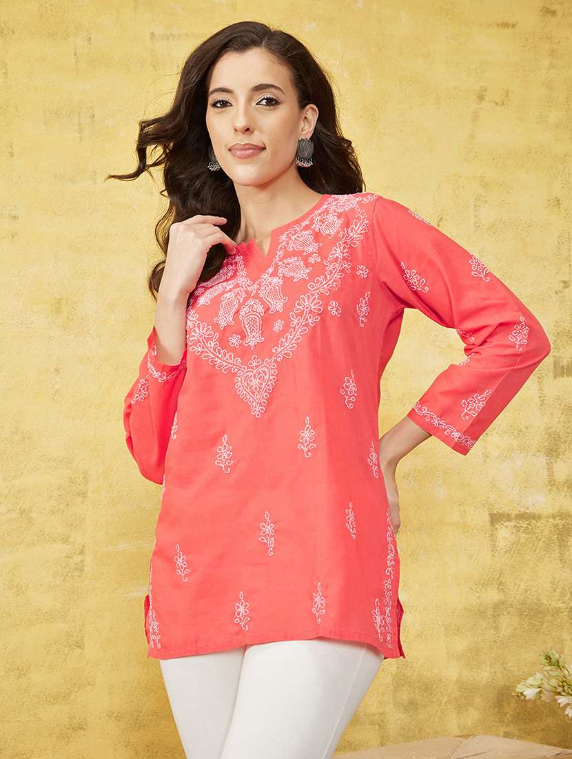 women three quarter sleeve straight chikankari kurti - 21994509 - Standard Image - 2