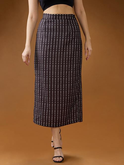 globus women black & white digital parallel print mid-rise back slit straight midi skirt - 21994533 - Standard Image - 0