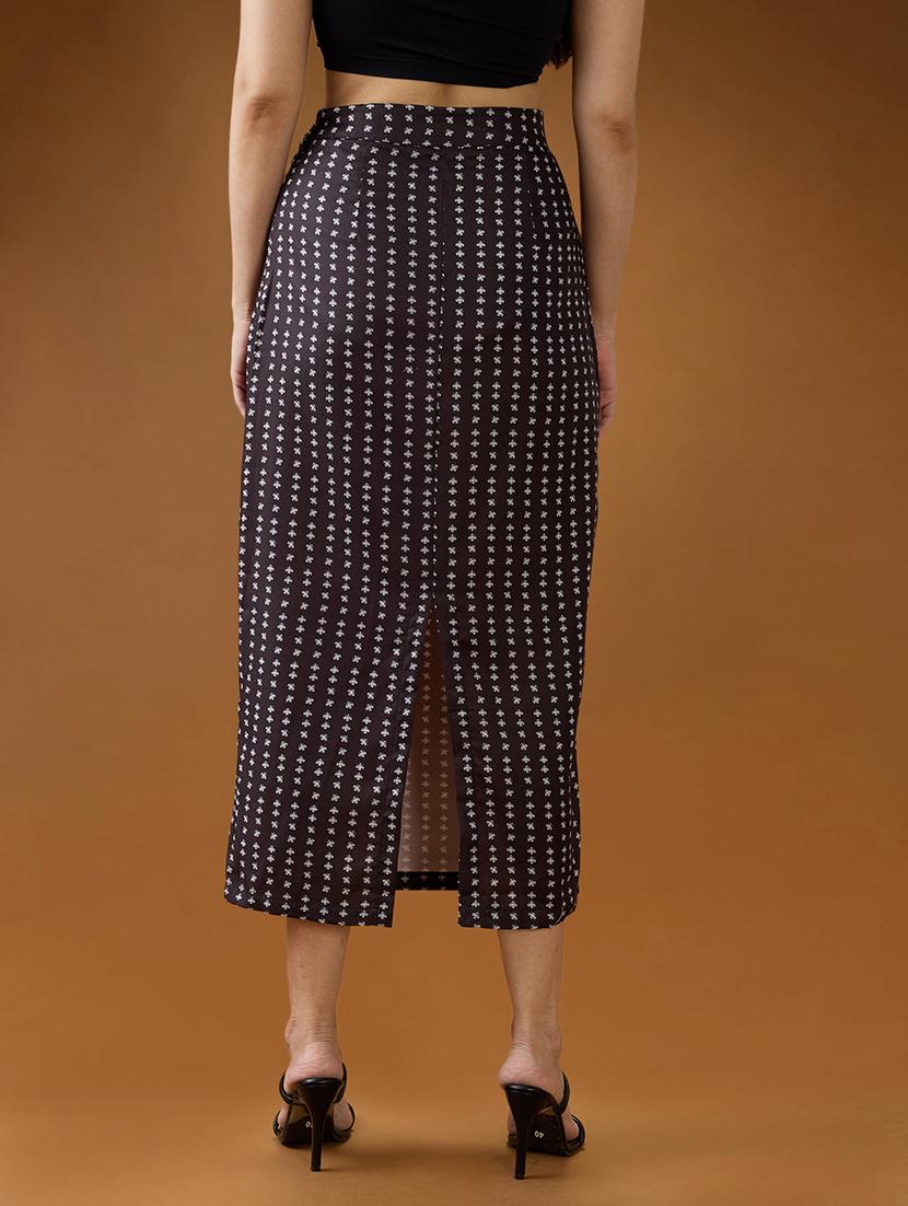 globus women black & white digital parallel print mid-rise back slit straight midi skirt - 21994533 - Standard Image - 2