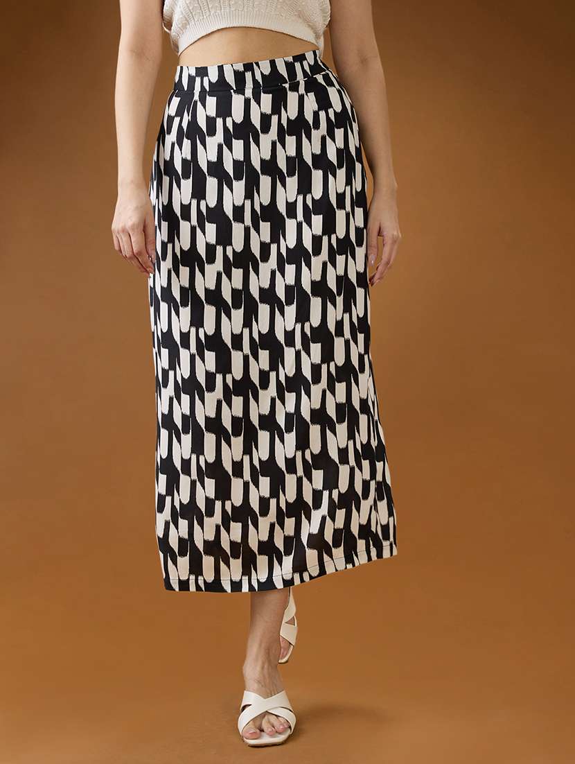 globus women black & white abstract mid-rise back slit straight midi skirt