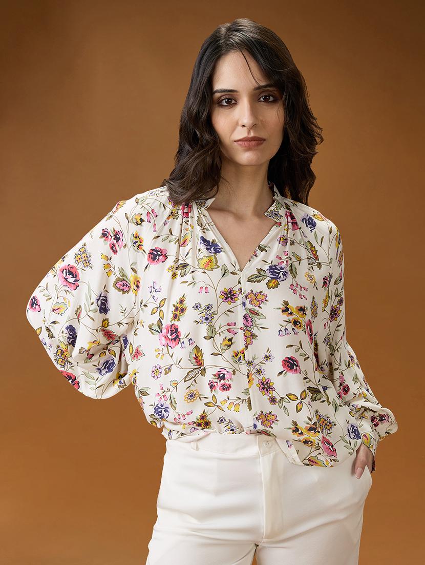 globus women white allover floral print v-neck reglan sleeves top - 21994567 - Zoom Image - 0