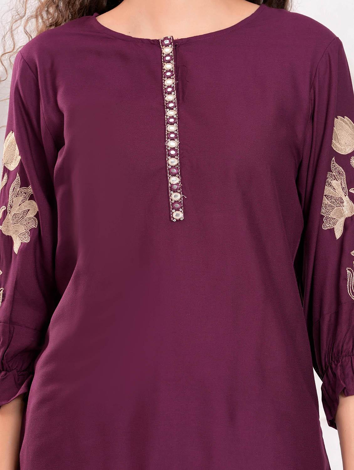 women embroidered kurta and palazzo set - 21995115 - Standard Image - 2
