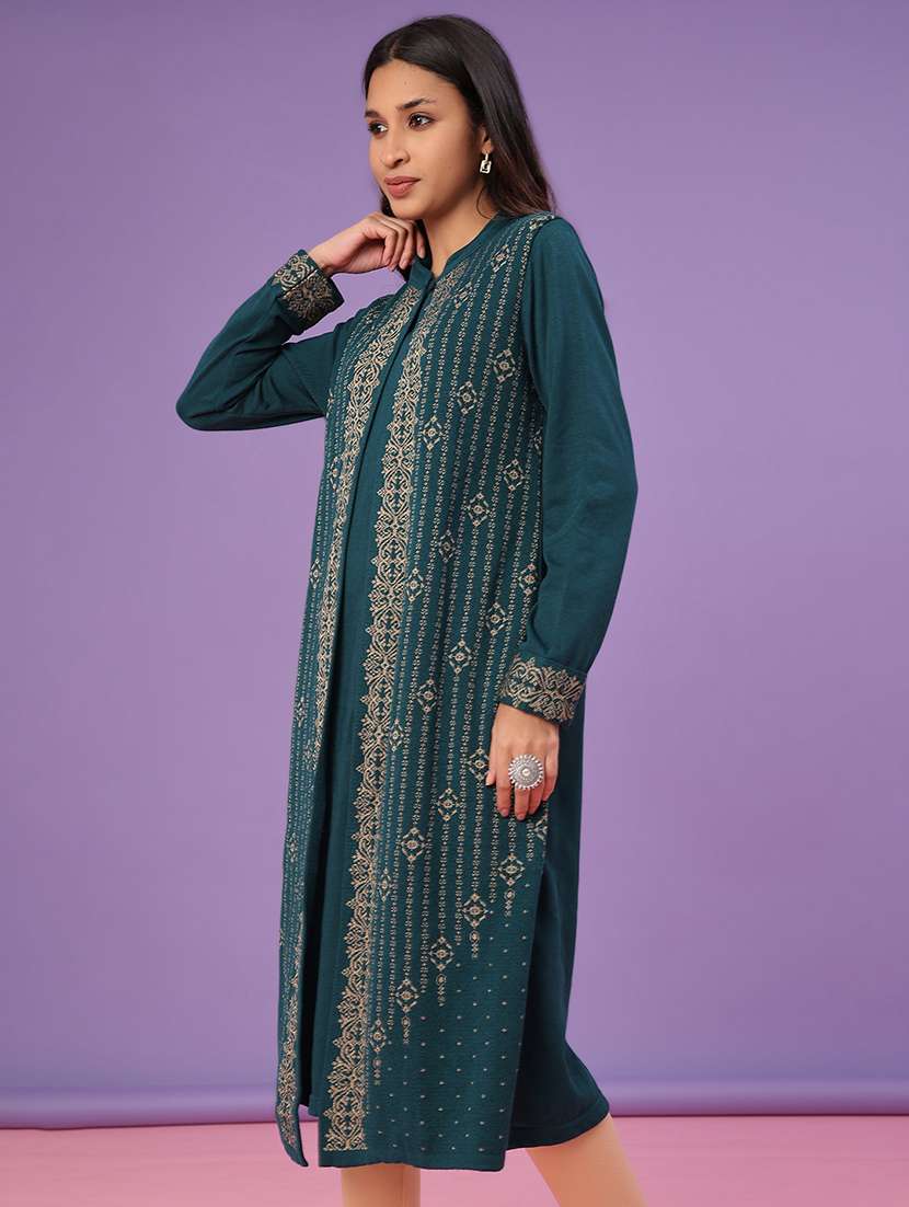 women self design long sleeve woolen kurta - 21996675 -  Standard Image - 2