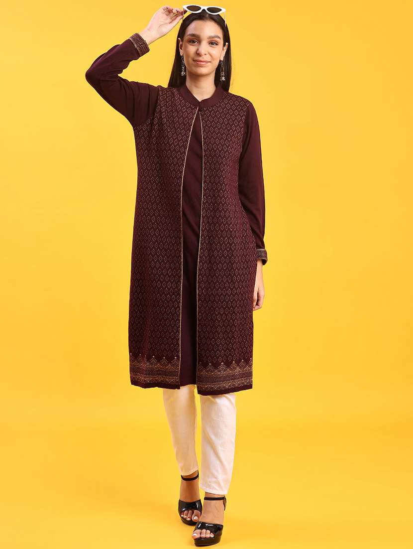 women self designed long sleeve straight woolen kurta