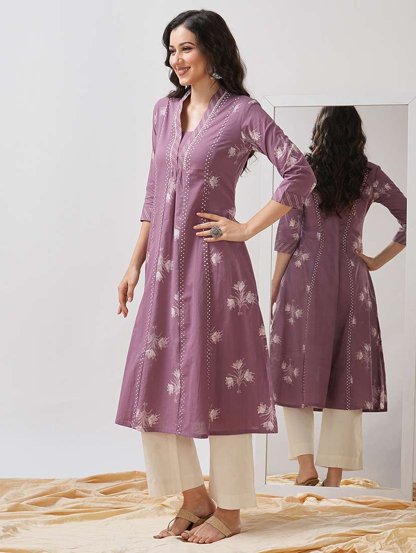 women floral three quarter sleeve a-line kurta - 21997237 - Standard Image - 2