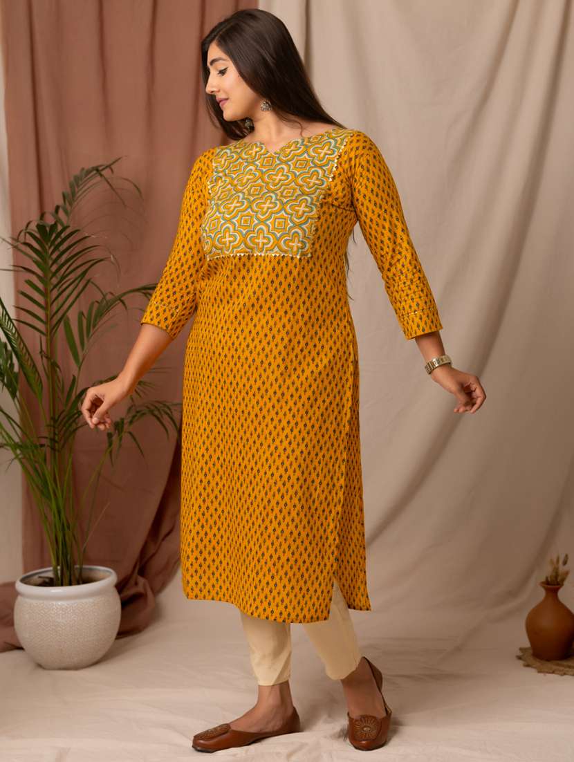 women printed three quarter sleeve straight kurta - 21997305 - Standard Image - 2