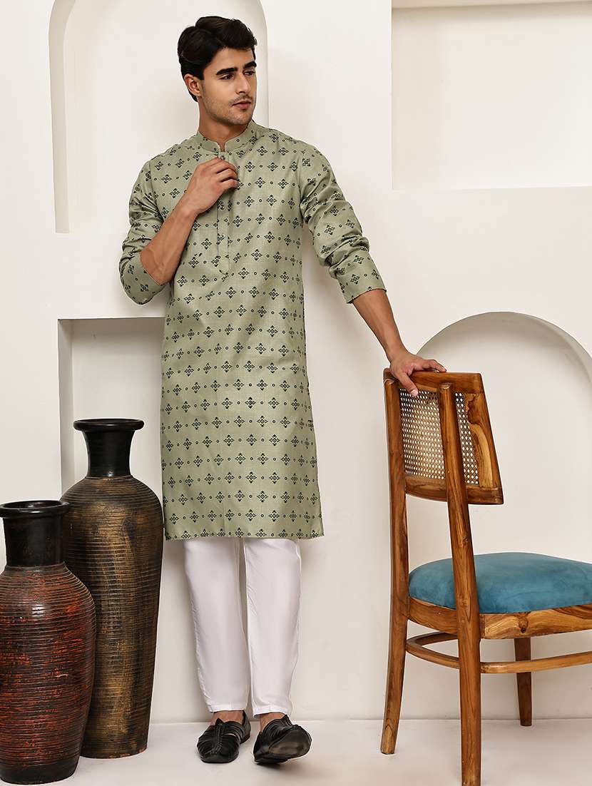 men printed mandarin neck long kurta