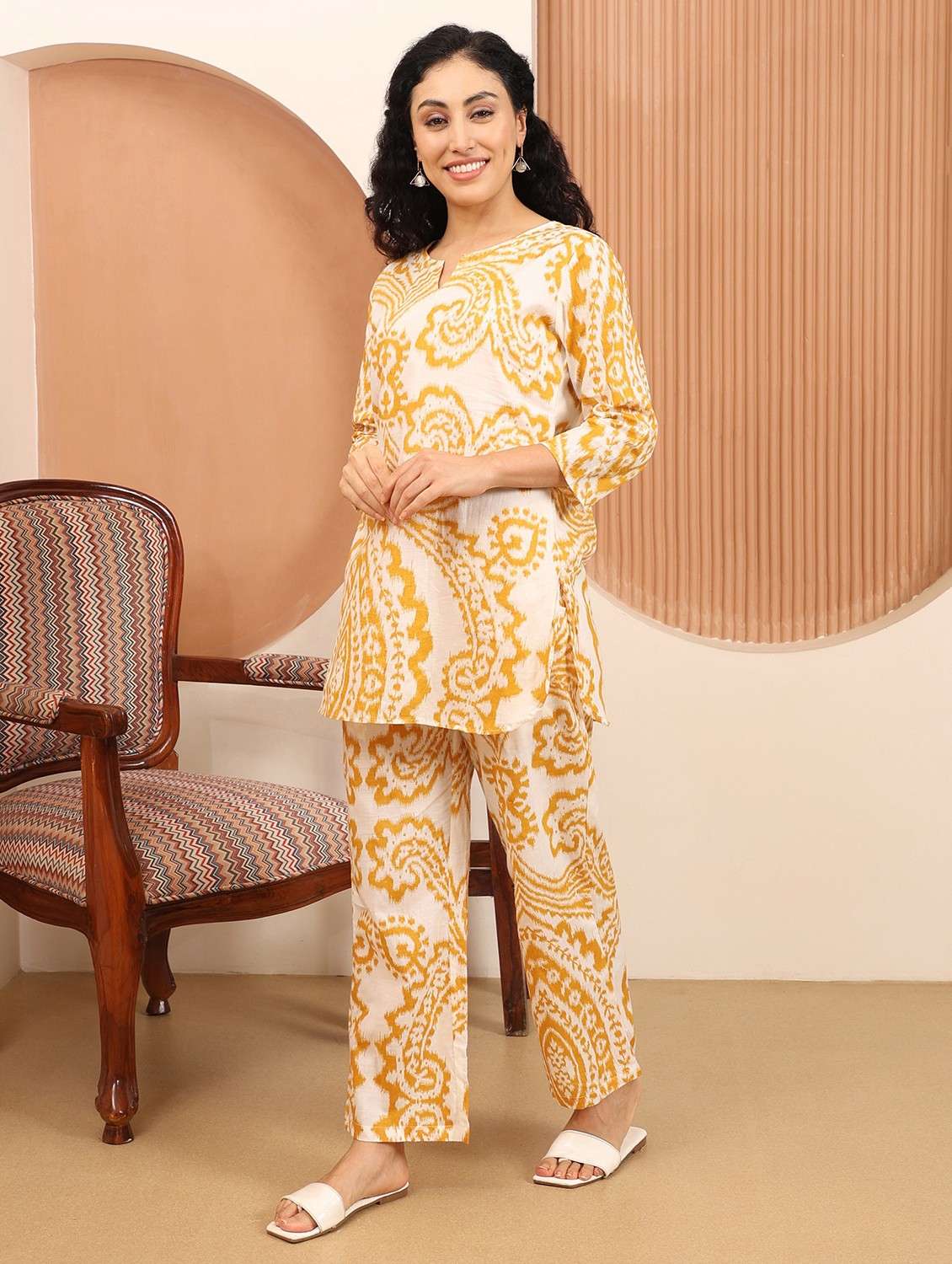 women printed three quarter sleeve ethnic co-ord set - 21998253 - Standard Image - 2