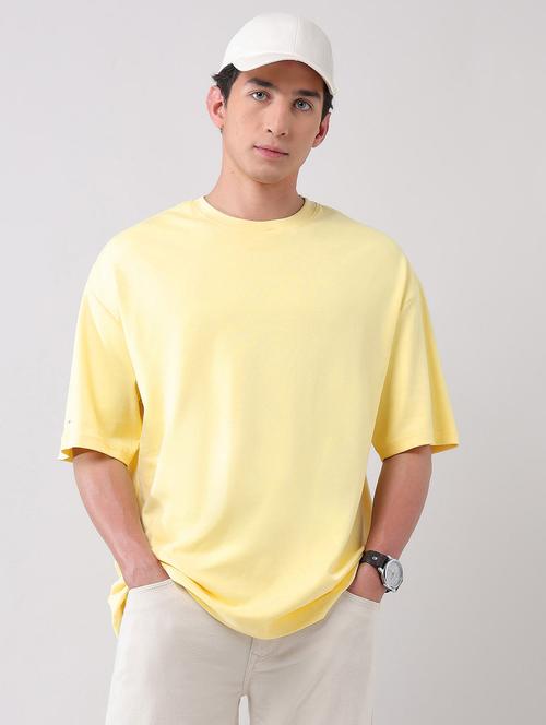 men solid round neck oversized t-shirt - 21998428 -  Standard Image - 0