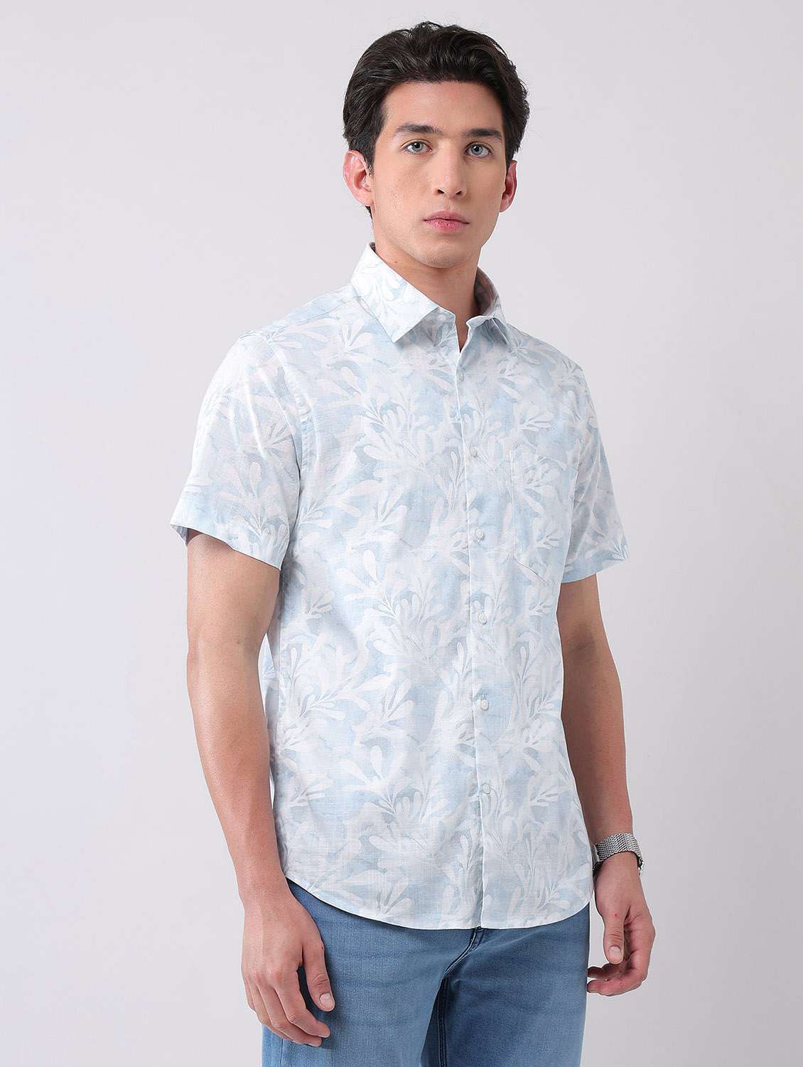 men printed short sleeve regular fit casual shirt - 21998504 -  Standard Image - 2