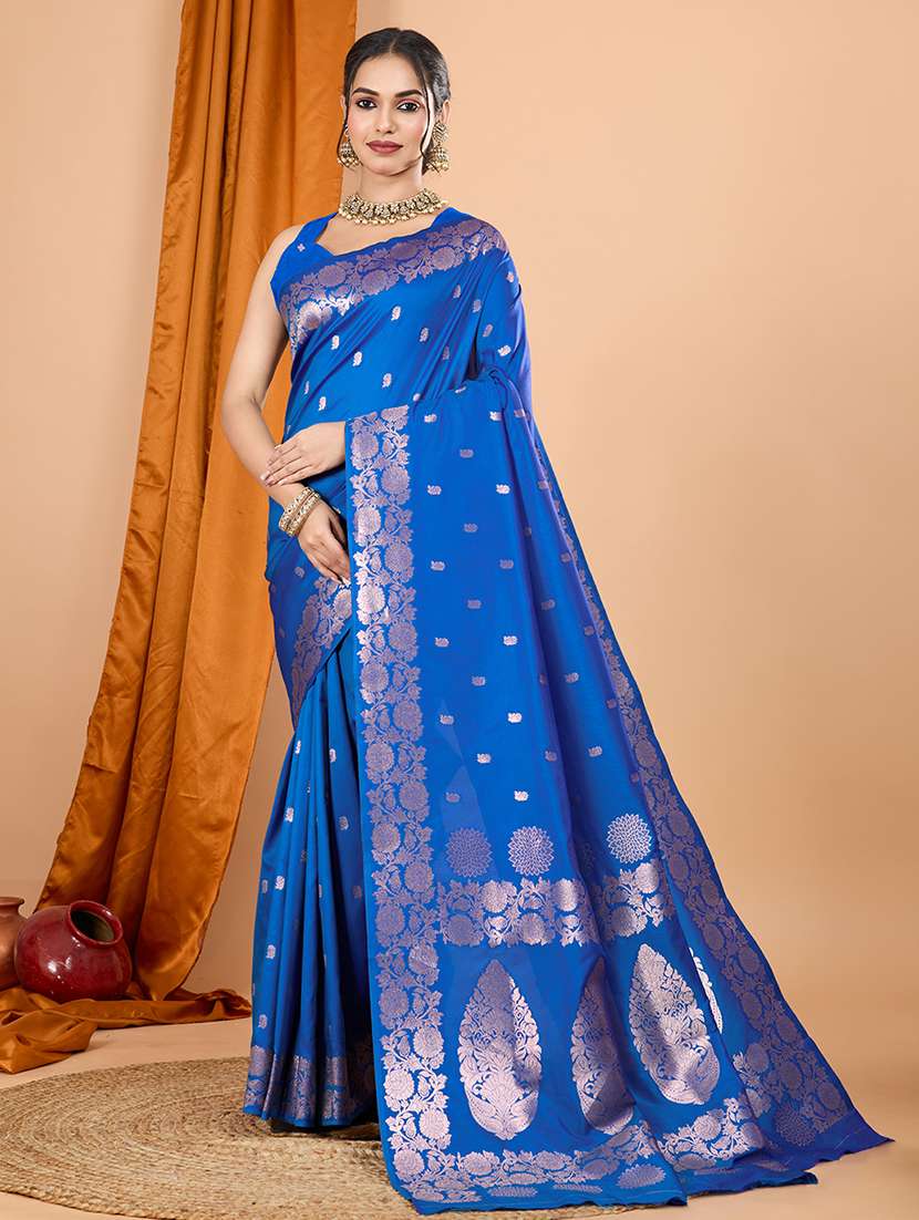women self design banarasi saree with blouse