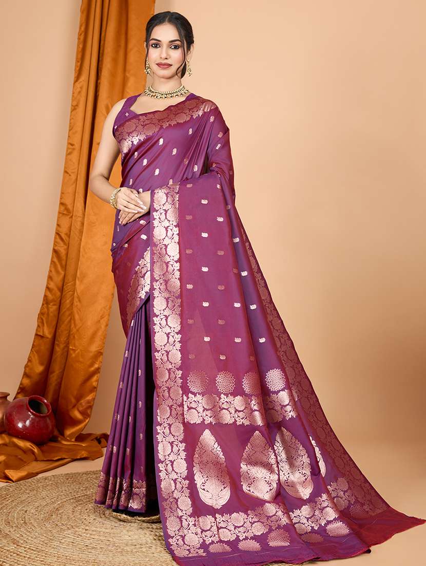 women self design banarasi saree with blouse