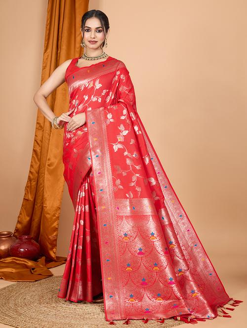 women self design banarasi saree with blouse - 21998534 - Standard Image - 0