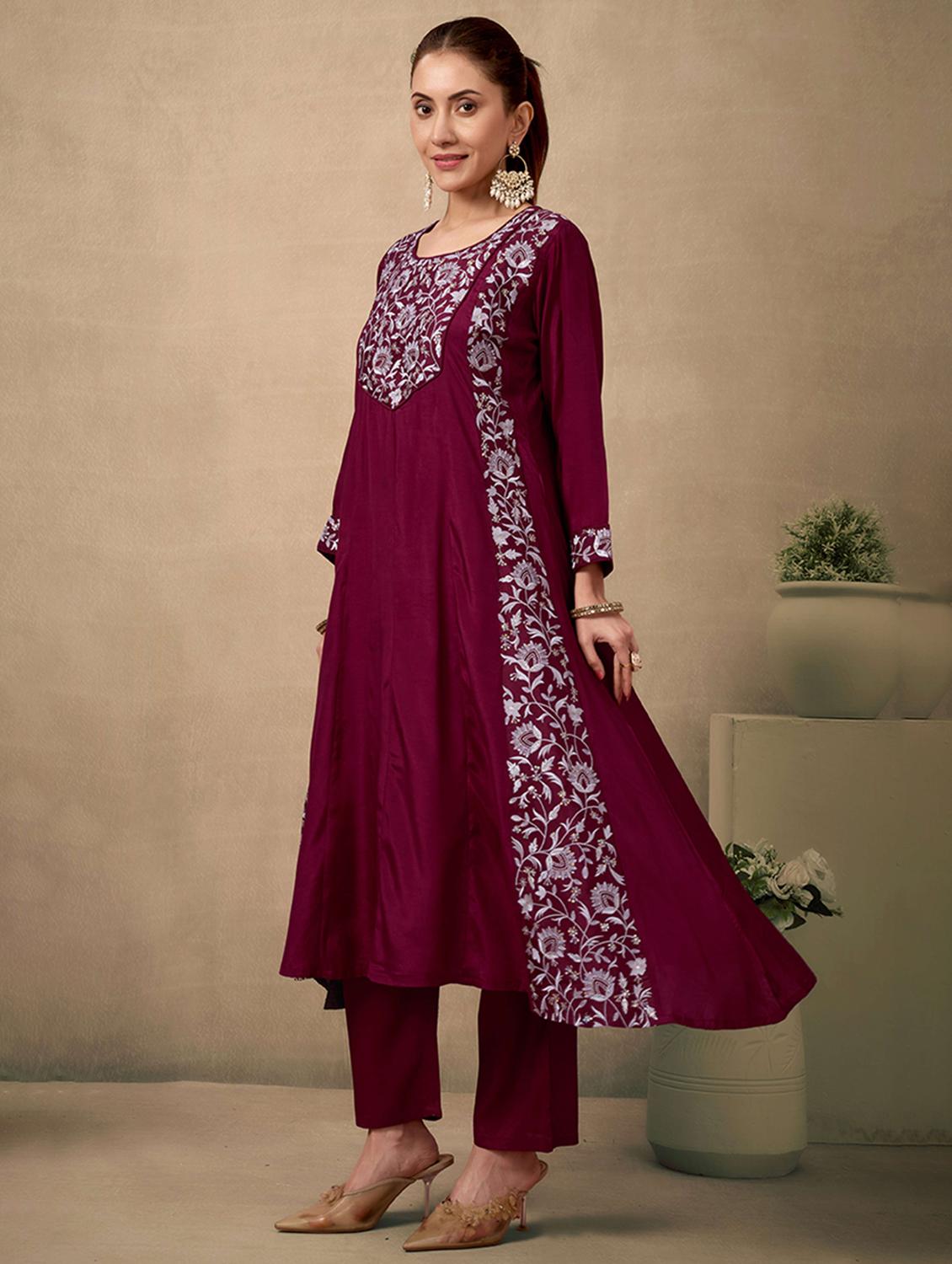 women floral three quarter sleeve kurta pant with dupatta set - 21998541 - Standard Image - 2