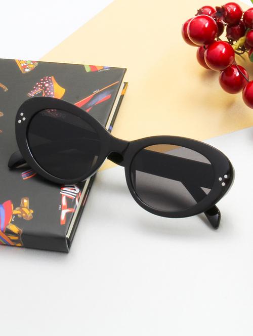 cat eye uv protected women sunglasses - 21998766 -  Standard Image - 0