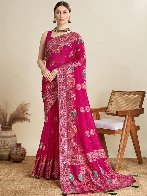 women printed casual wear saree with blouse - 21998779 - Standard Image - 0