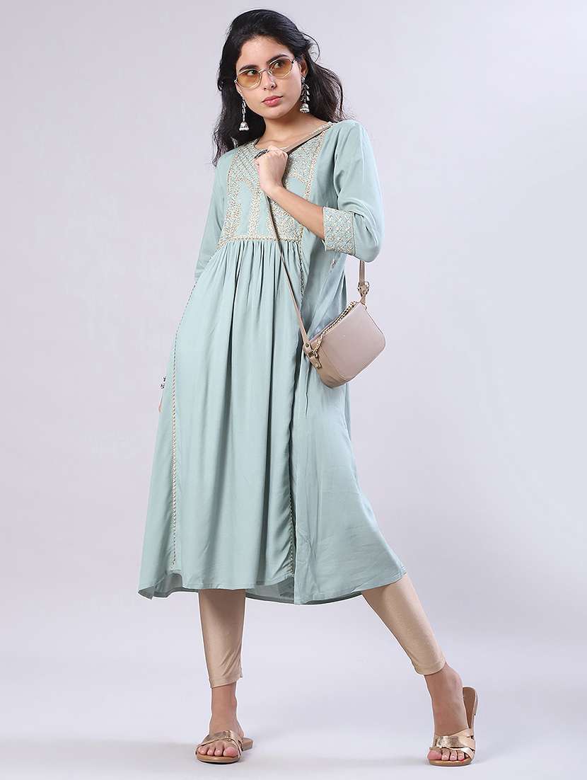 women three quarter sleeve flared kurta