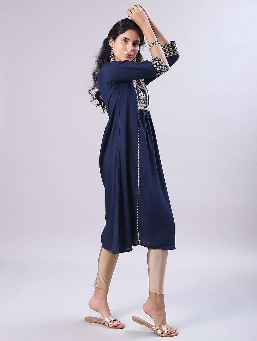 women three quarter sleeve flared kurta - 21999912 -  Standard Image - 2