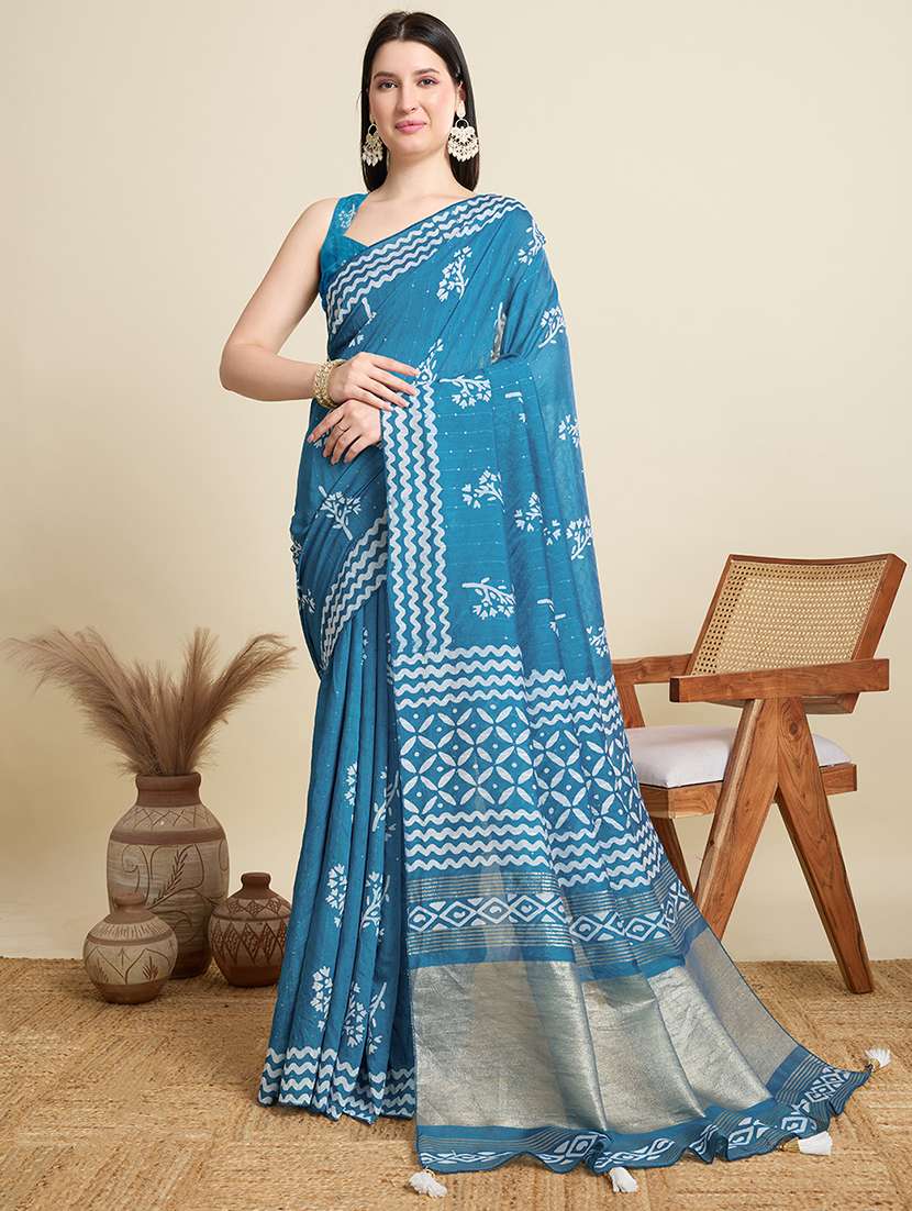 women printed casual wear saree with blouse
