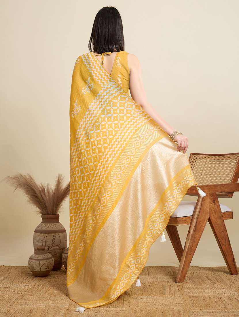 women printed casual wear saree with blouse - 22000042 - Standard Image - 2