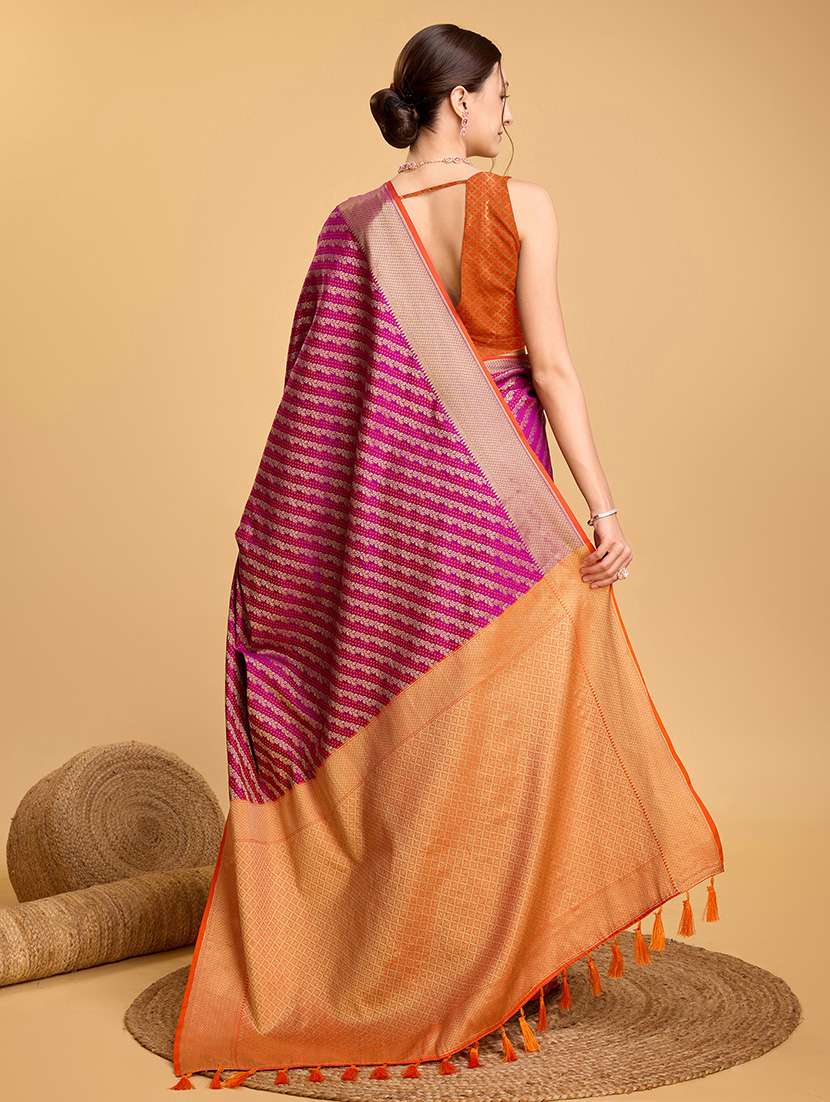 women self design banarasi saree with blouse - 22000046 -  Standard Image - 2