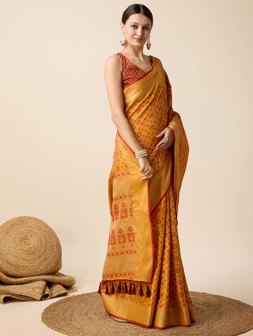 women self design banarasi saree with blouse - 22000053 -  Standard Image - 2
