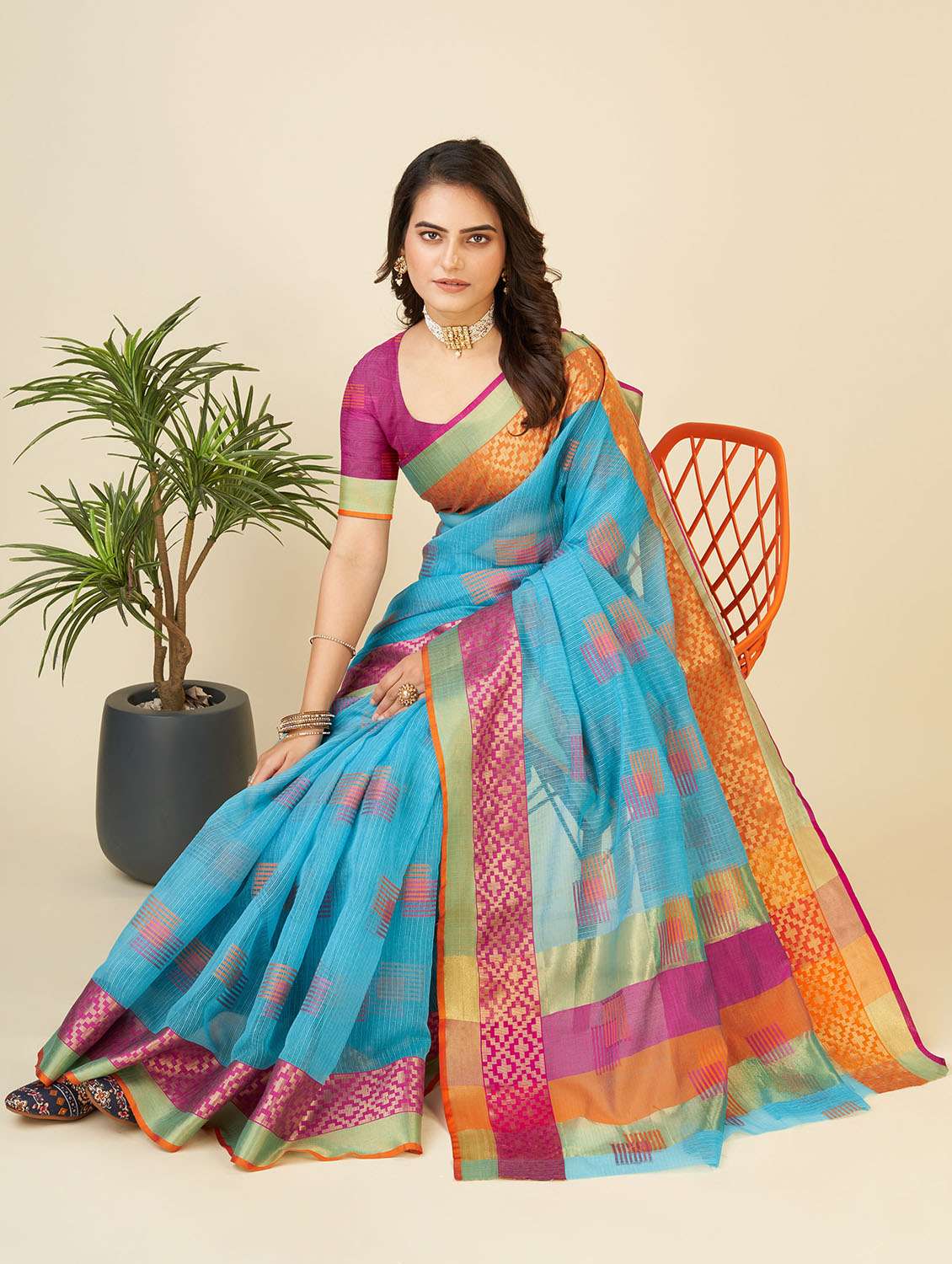 women self design  kota doria saree with blouse - 22001299 -  Standard Image - 2