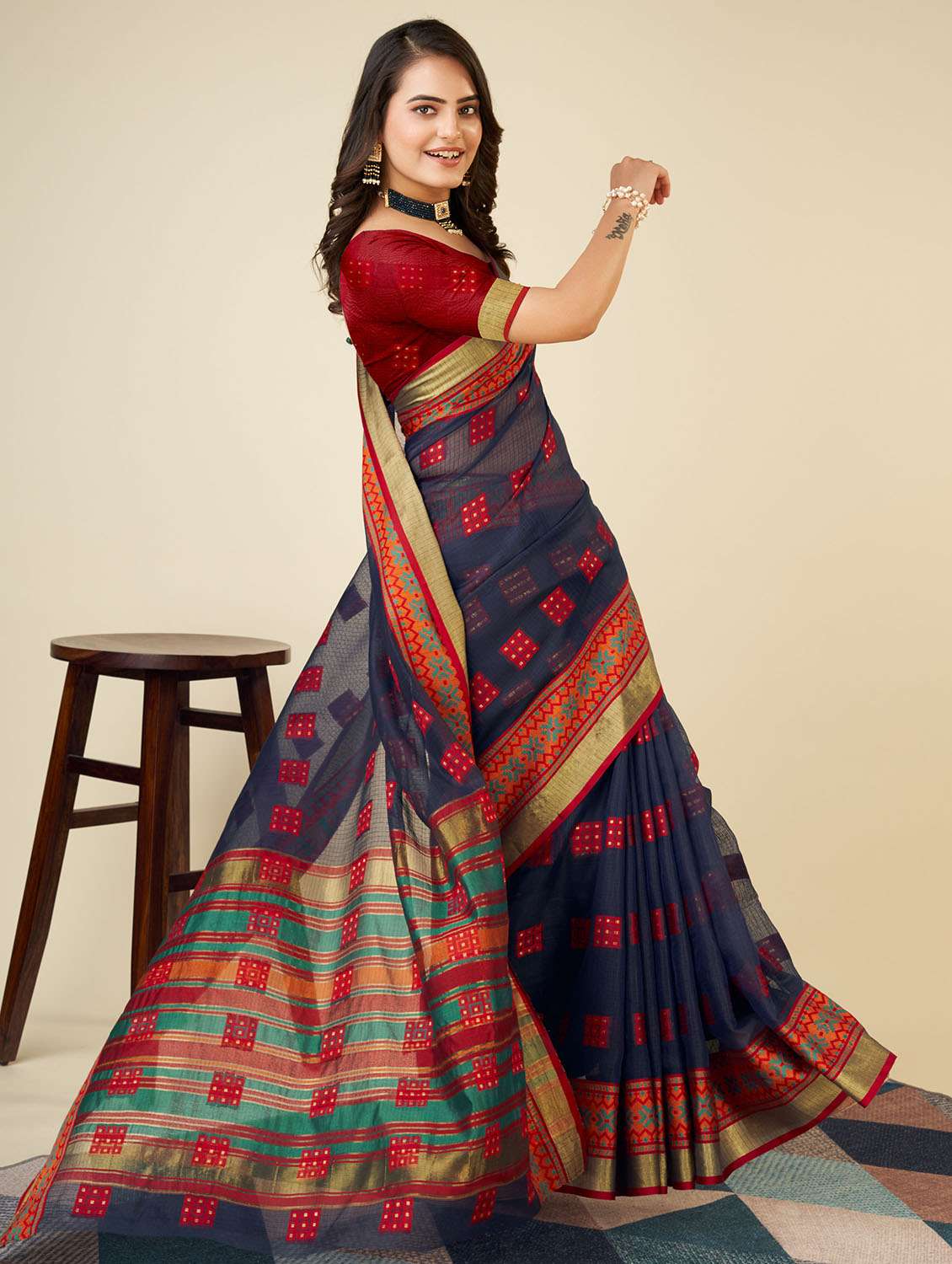 women self design kota doria saree with blouse - 22001320 -  Standard Image - 2