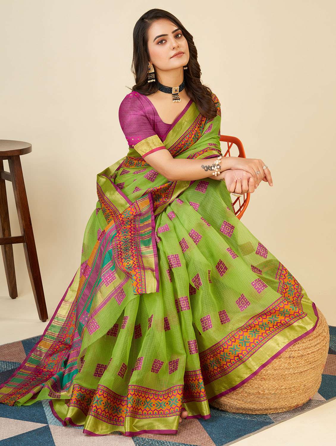 women self design kota doria saree with blouse - 22001321 -  Standard Image - 2