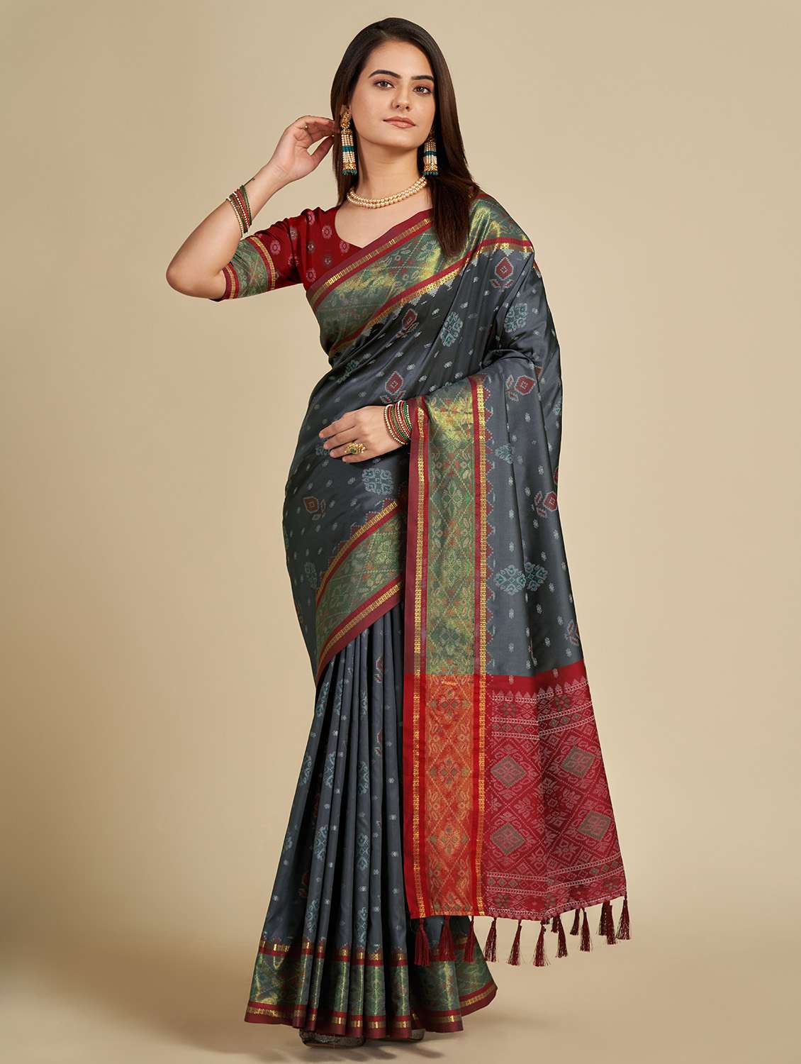 women self design patola saree with blouse - 22001332 -  Zoom Image - 0