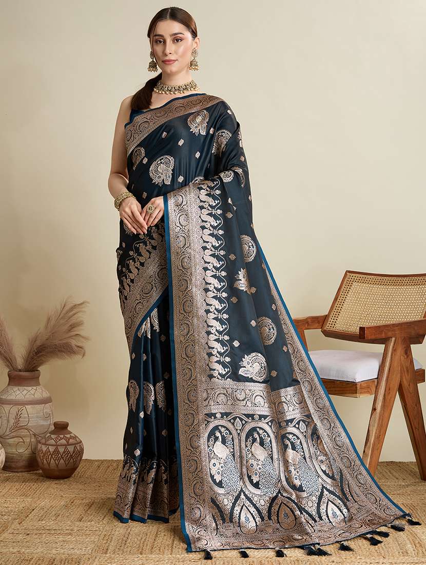 women self design banarasi saree with blouse