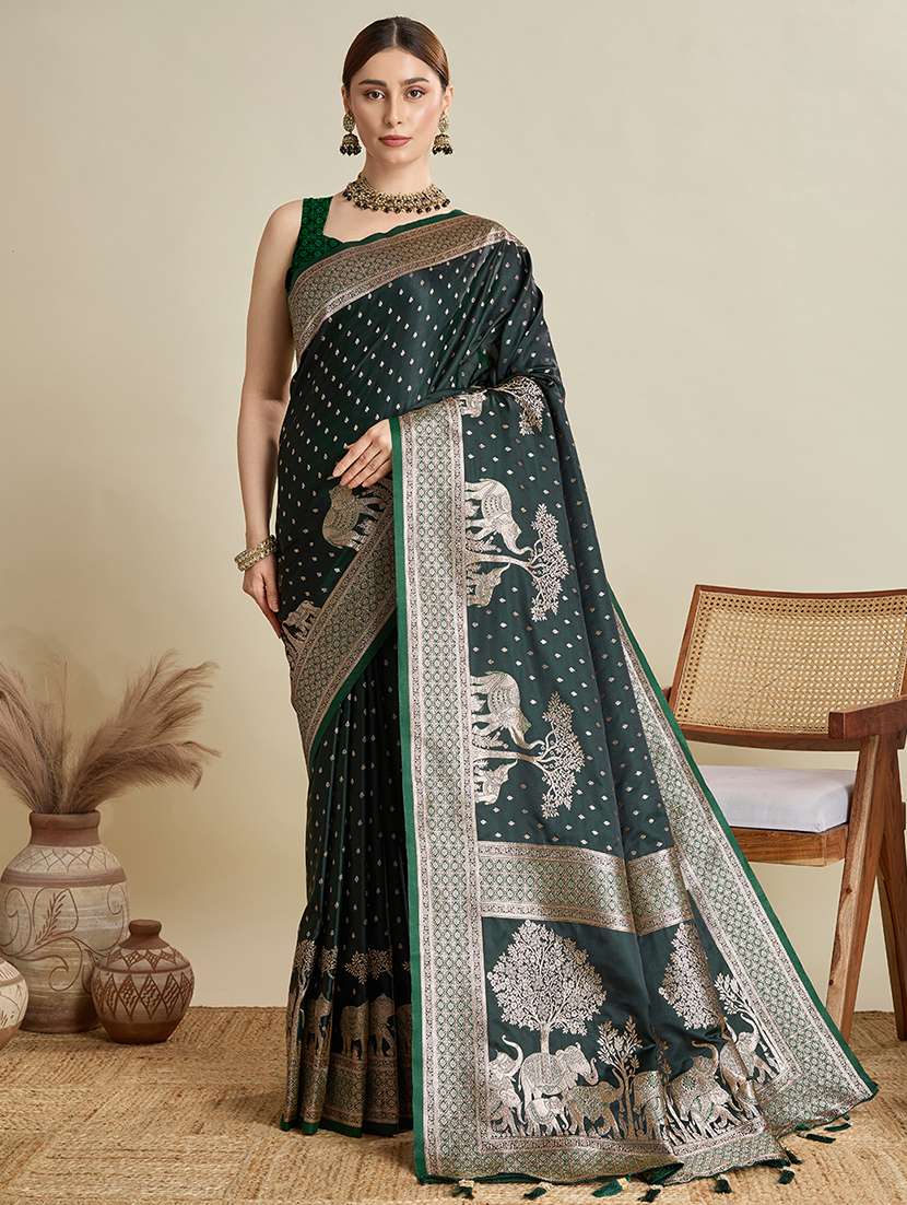 women self design banarasi saree with blouse