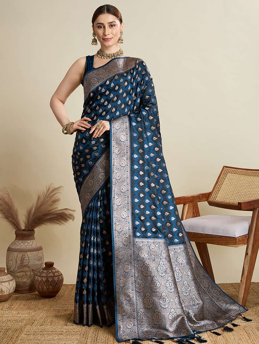 women self design banarasi saree with blouse