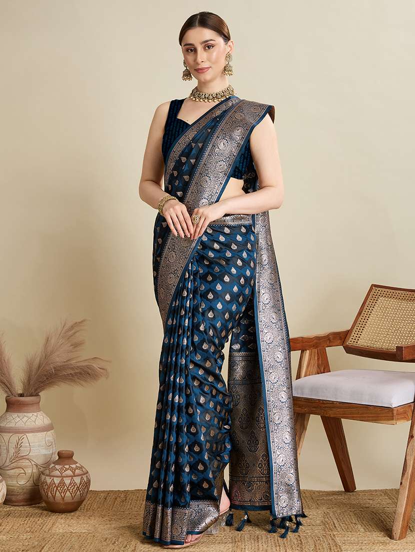 women self design banarasi saree with blouse - 22001369 -  Standard Image - 2