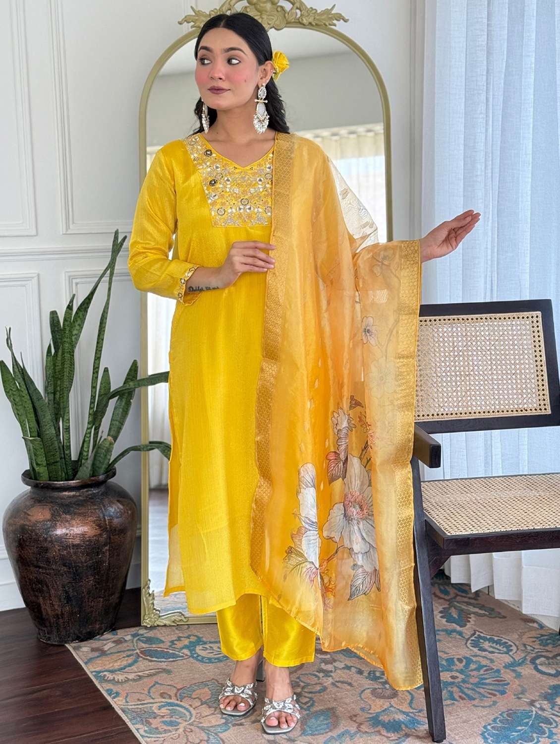 women embroidered three quarter sleeve kurta pant with dupatta set - 22001608 - Standard Image - 2
