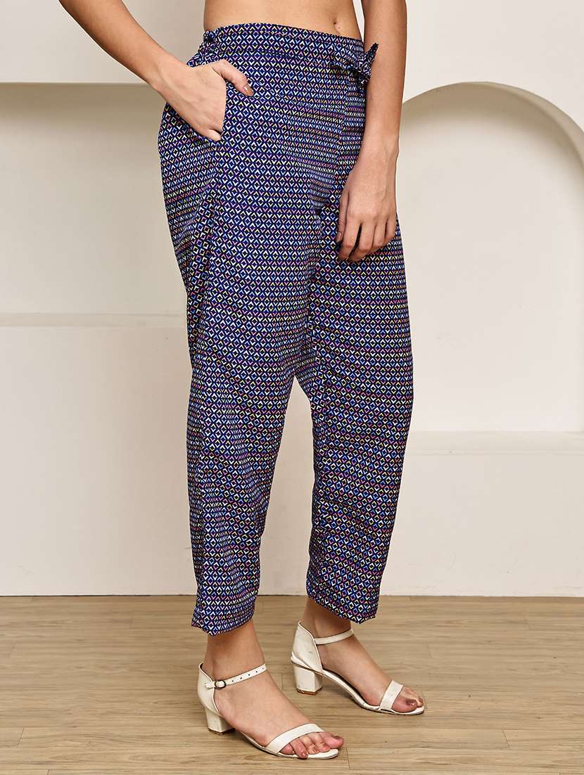 women geometric printed mid rise ankle length straight trouser - 22003956 - Standard Image - 2