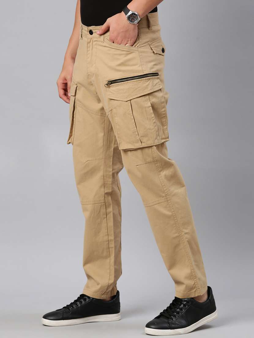 men solid mid rise regular fit cargo