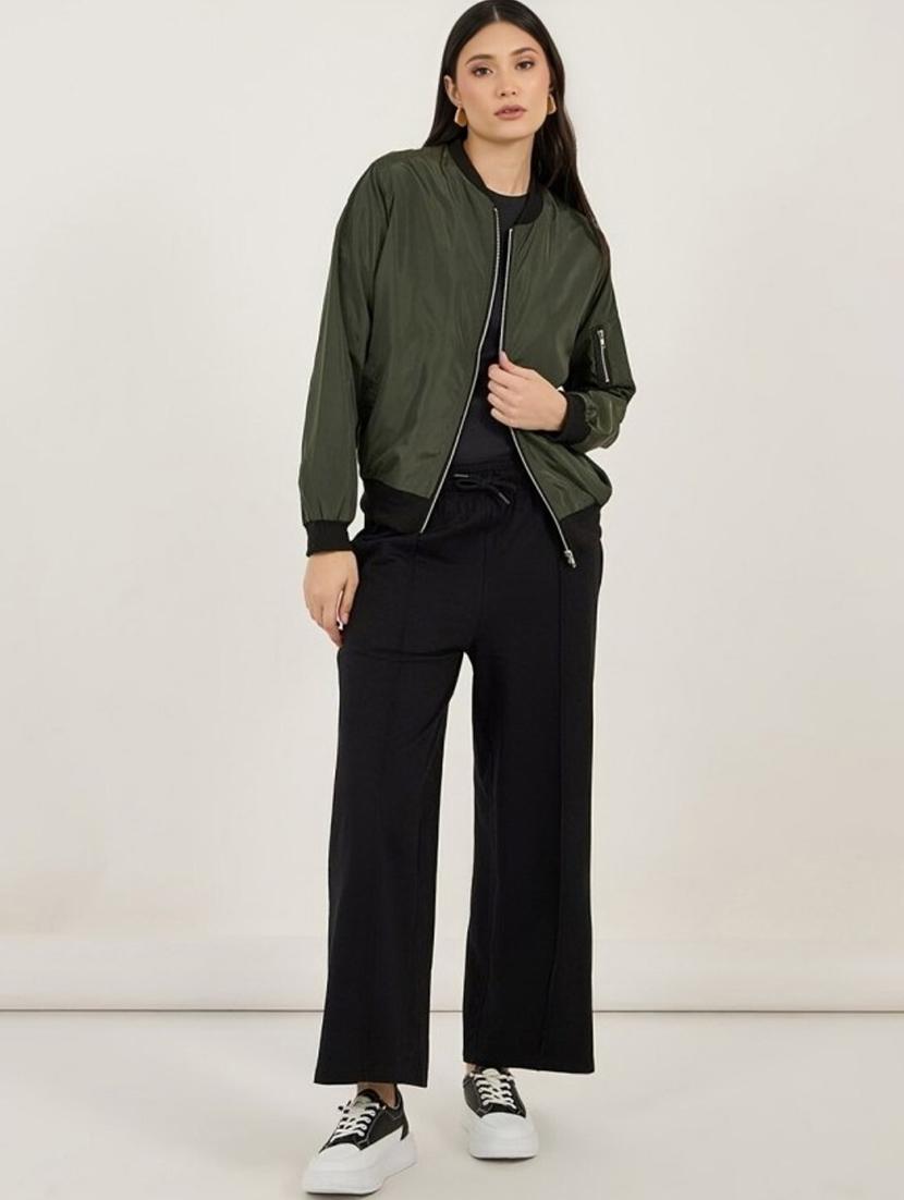 women black solid mid rise straight trouser - 22004403 - Standard Image - 2