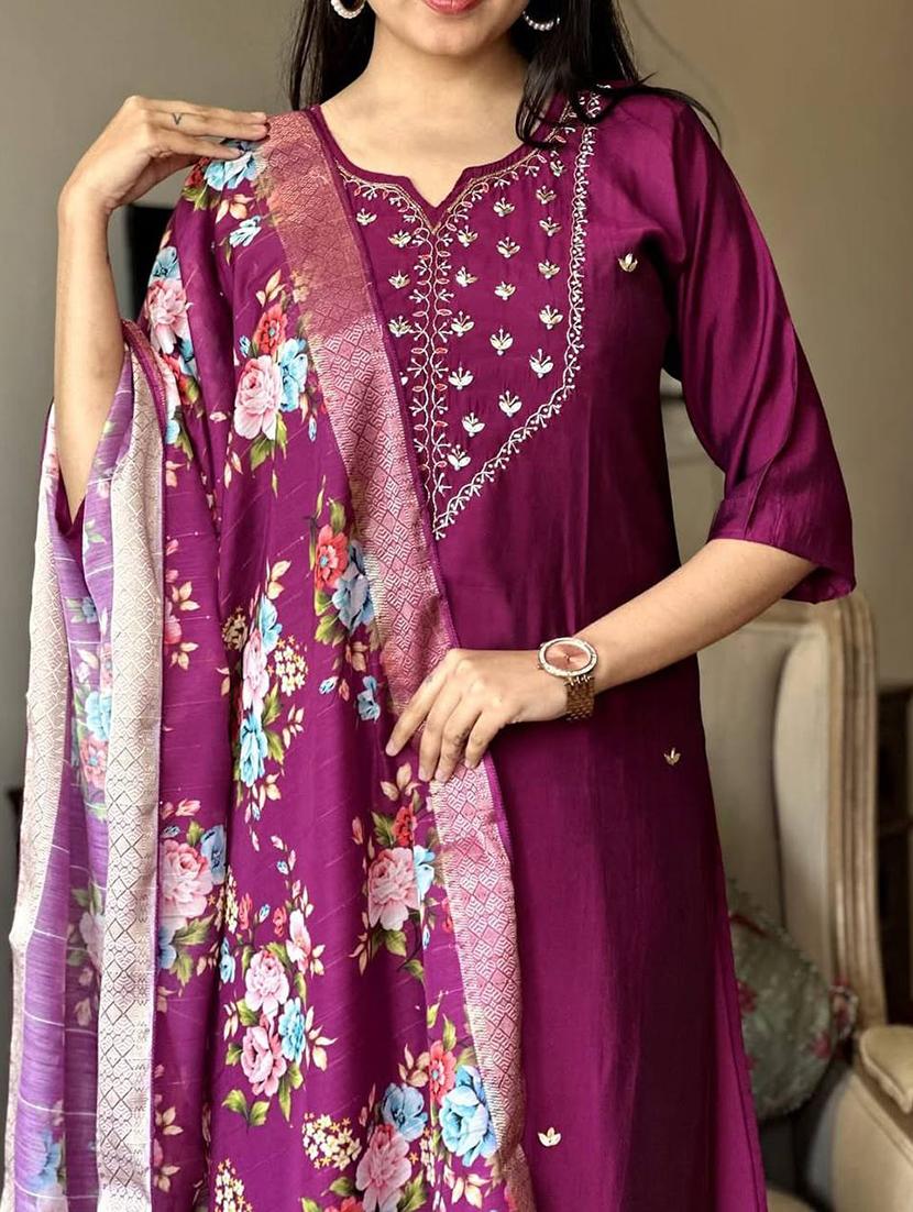 women embroidered three quarter sleeve kurta pant with dupatta set - 22004681 - Standard Image - 2