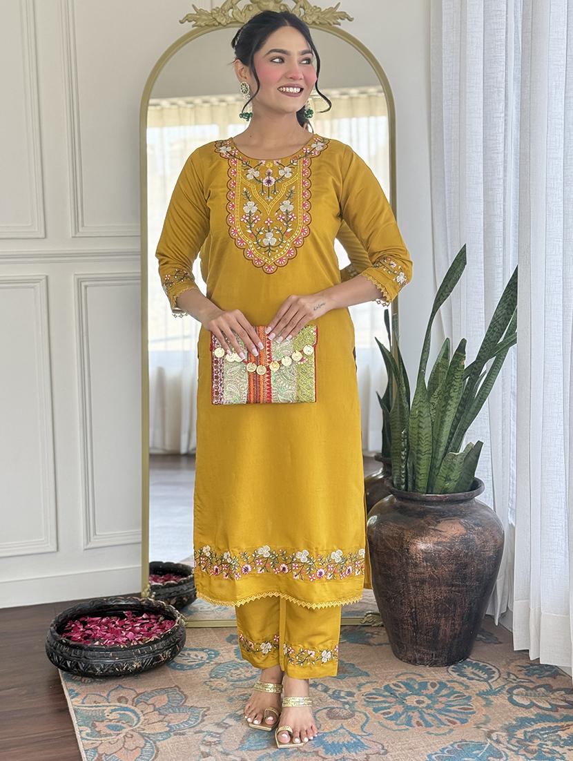 women embroidered three quarter sleeve kurta pant with dupatta set - 22004694 - Standard Image - 2