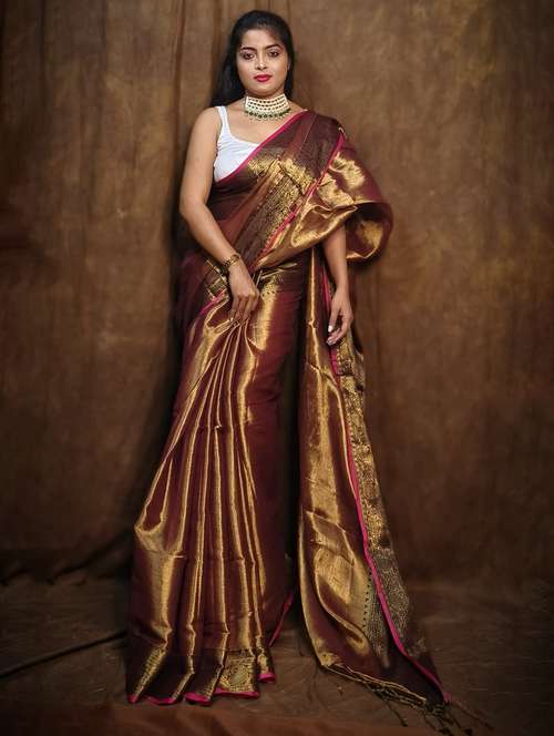 women solid with bordered saree - 22004975 -  Standard Image - 0