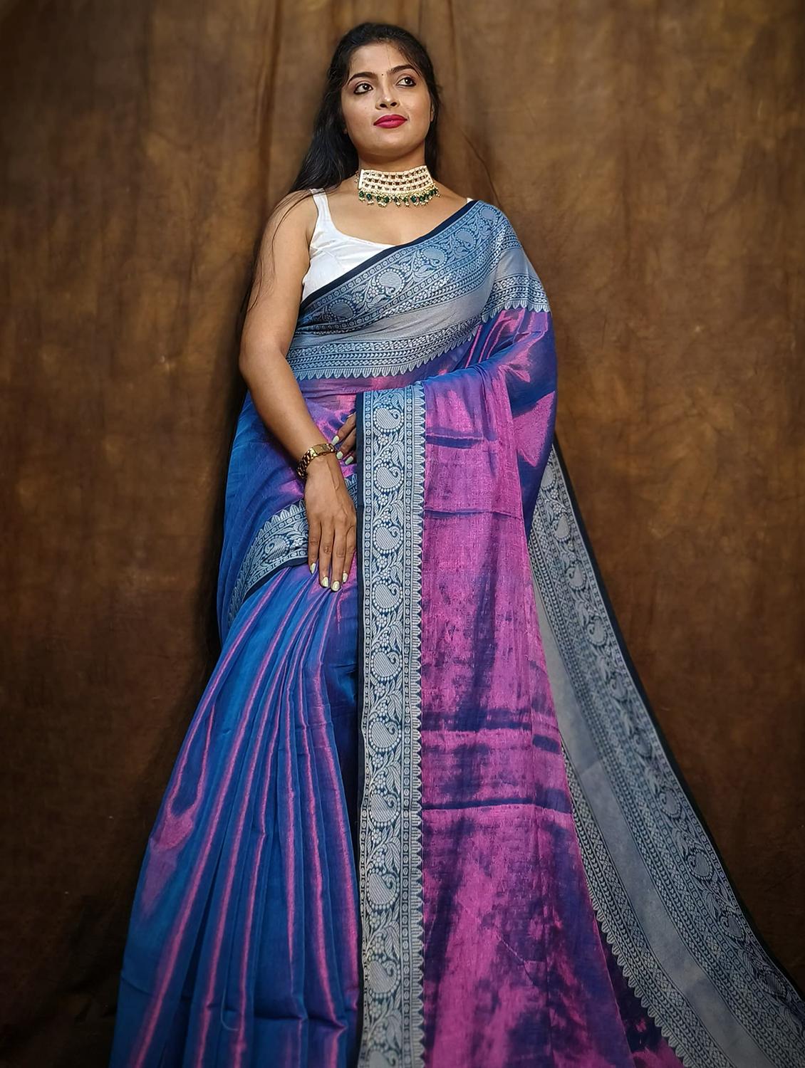 women solid with bordered saree with blouse - 22004976 - Standard Image - 2