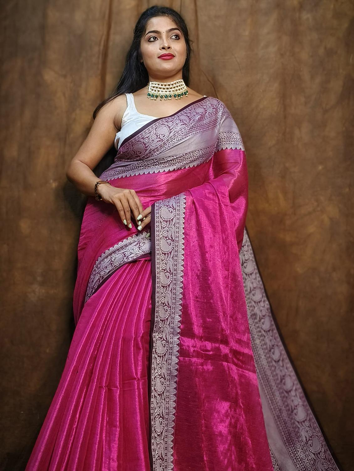 women solid with bordered saree - 22004978 - Standard Image - 2