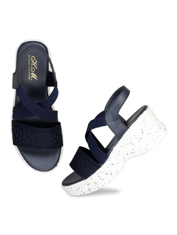 women solid back strap platform wedge - 22005023 - Standard Image - 2